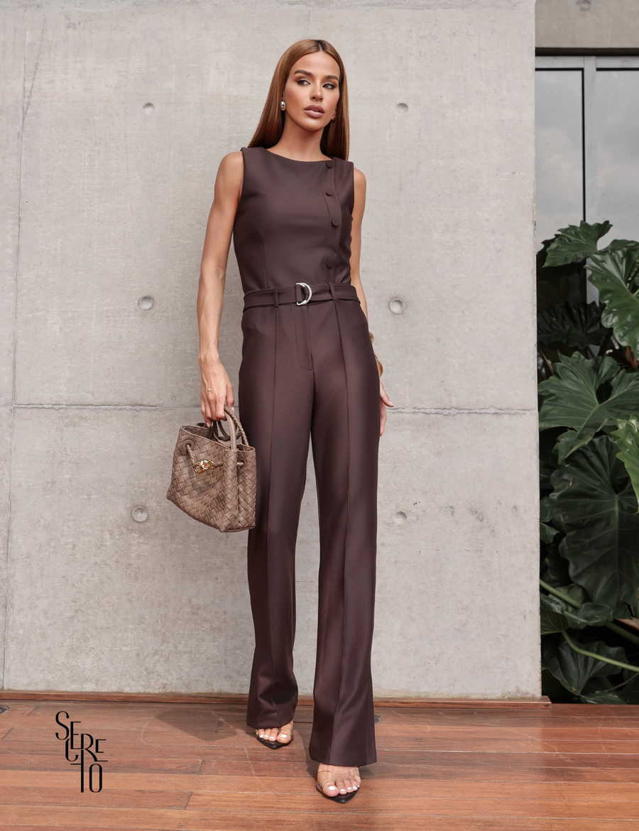 Conjunto Blusa e Calça Alfaiataria Ester Marrom