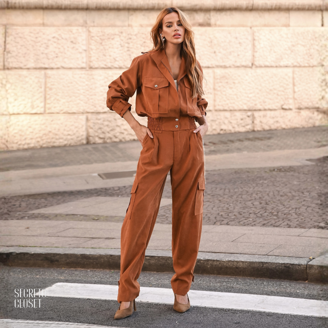 Calça Cargo Cupro Helene Caramelo