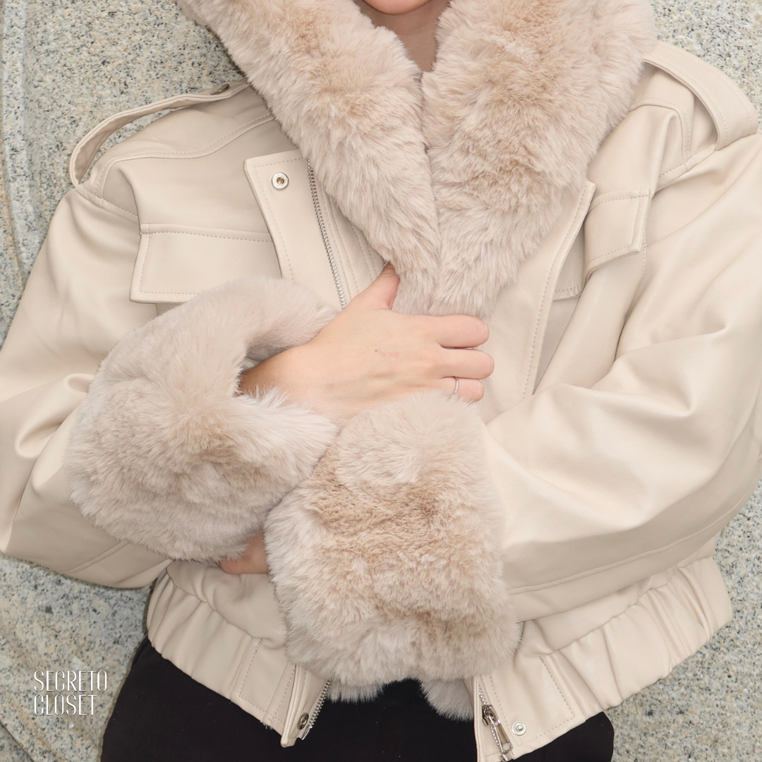 Casaco Pelo Removível Elsie Off White
