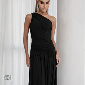Vestido Longo Assimétrica Esther Preto