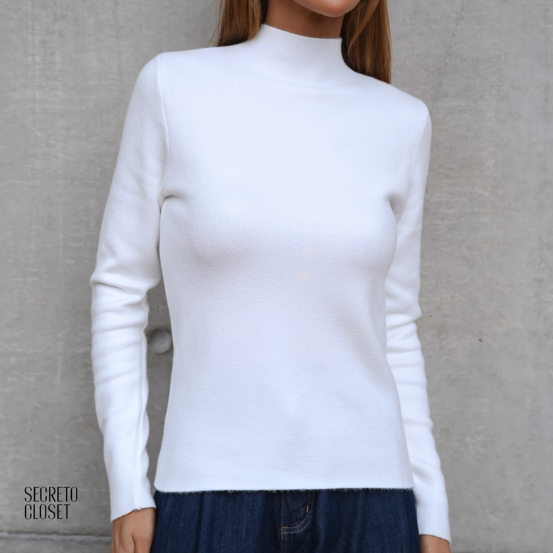 Blusa Tricô Interno Fluffy Adele Off White