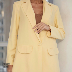 Conjunto Max Blazer e Short Alfaiataria Diana Camomila