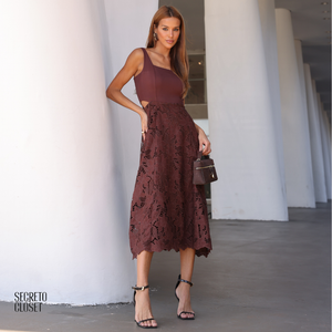 Vestido Midi Bordado Hazel Marrom
