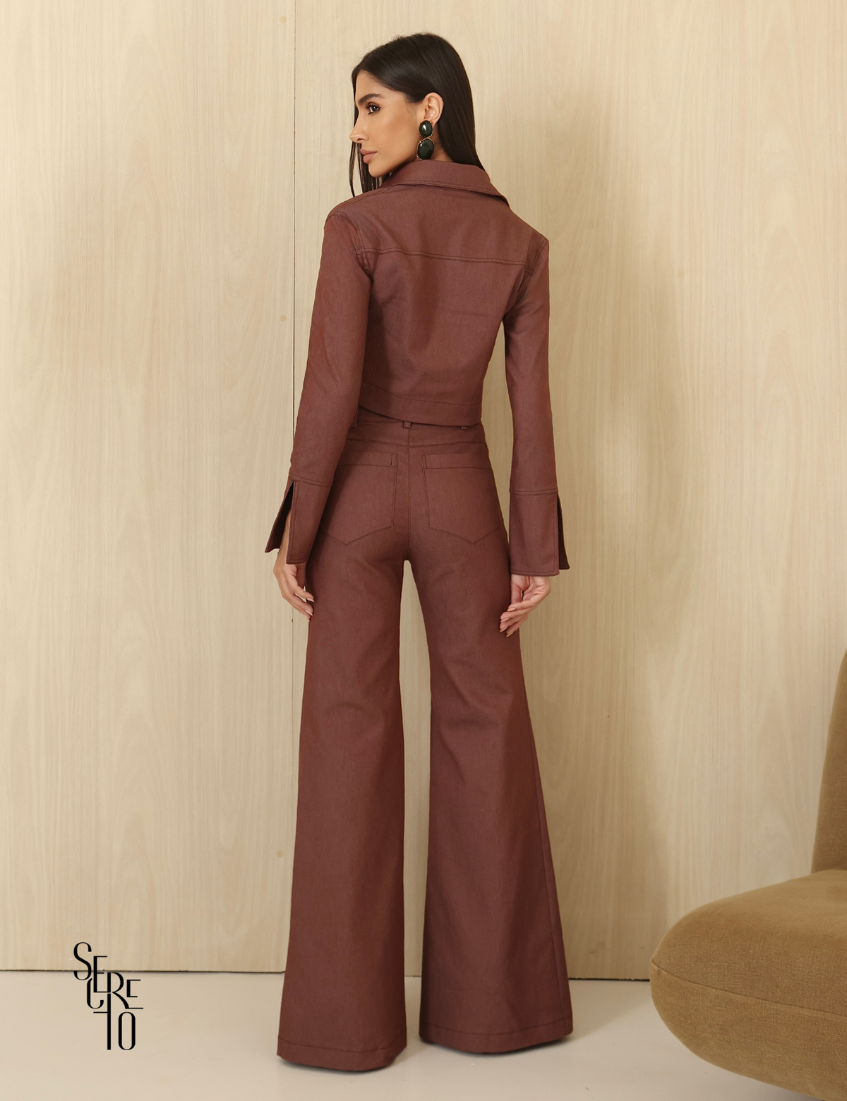 Conjunto Casaqueto e Calça Sarja Rafaela Marrom