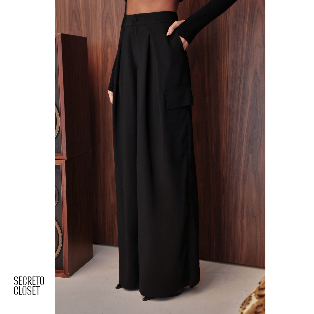 Calça Pregas Frontal Evie Preto