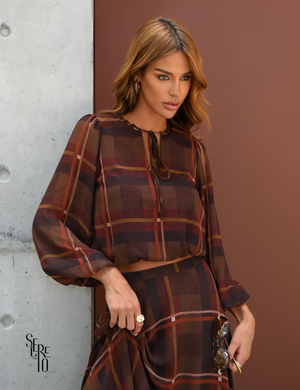 Blusa Manga Longa Estampada Carla Marrom