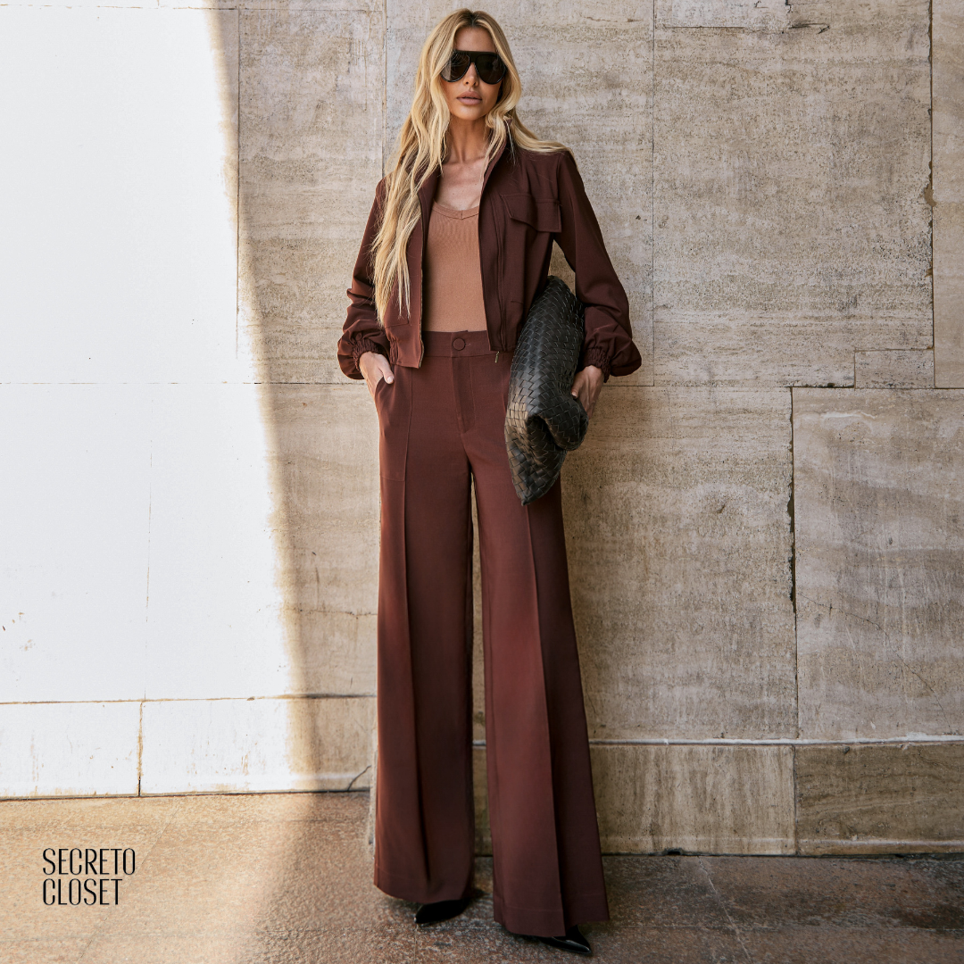 Conjunto Bomber e Calça Alfaiataria Mikaela Café