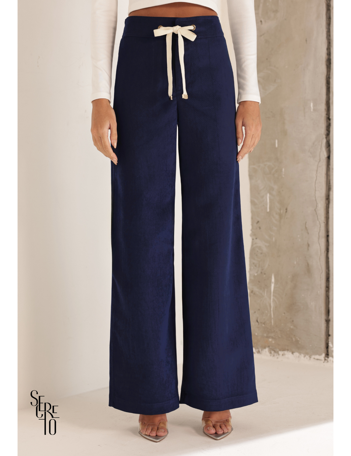 Conjunto Casaco e Calça Aveludado Helen Azul Marinho