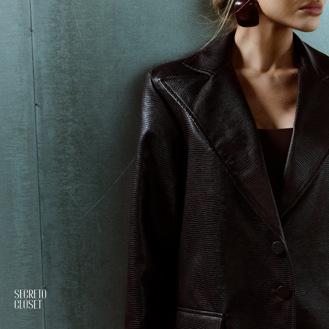 Blazer Couro Croco Roberta Café
