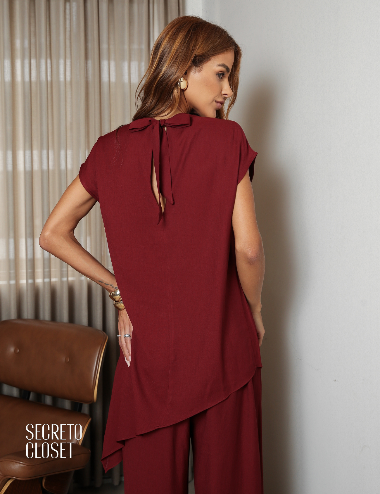 Blusa Túnica Assimétrica Susan Vinho