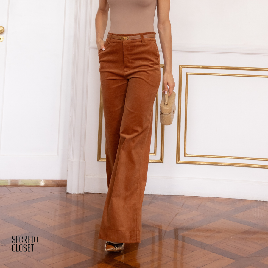 Calça Cotelê Maitê Camel
