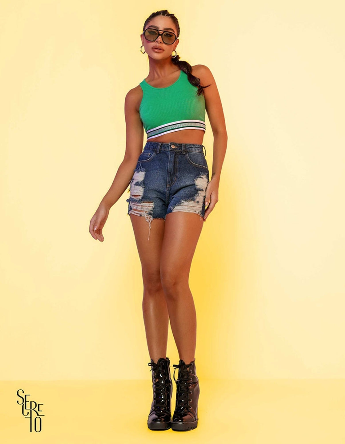 Cropped Sports Canelado Verde Bandeira