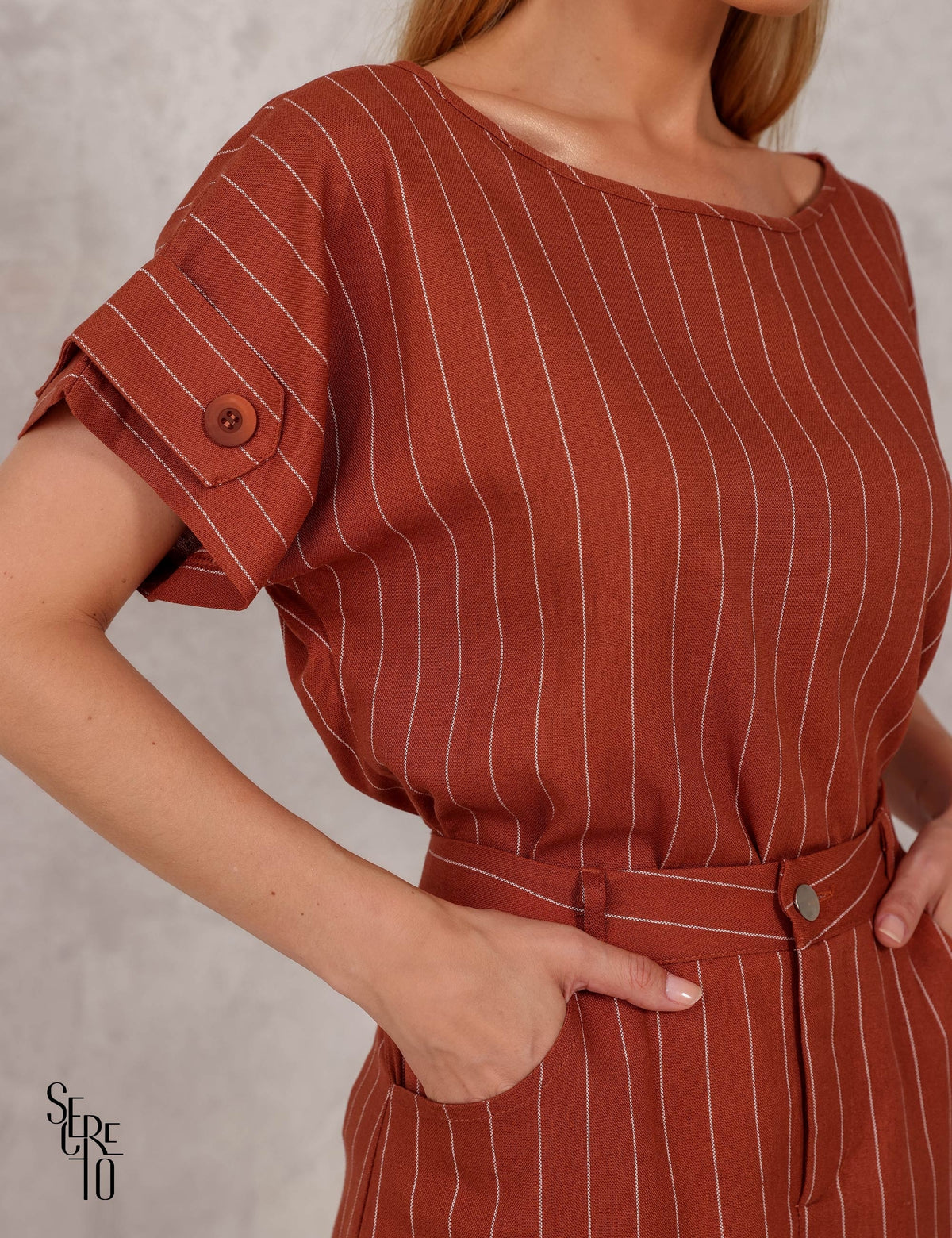 Conjunto Blusa e Saia Cargo Leila Terracota
