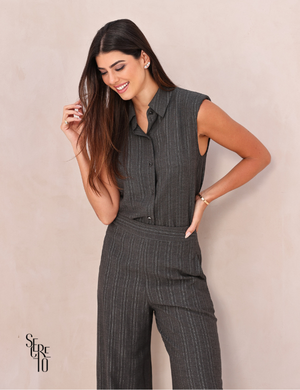 Conjunto Blusa e Calça Risca de Giz Xuan Preto