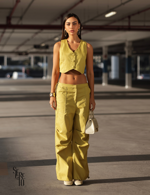 Conjunto Colete e Calça Sarja Malu Verde Oliva