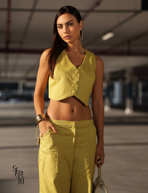 Conjunto Colete e Calça Sarja Malu Verde Oliva