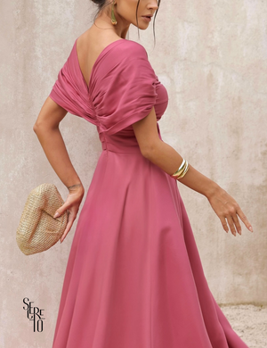 Vestido Longo Acetinado com Fenda Joana Rosa Seco