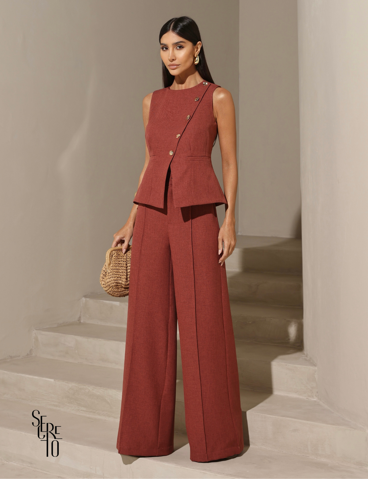 Conjunto Colete e Calça Alfaiataria Lorena Terracota