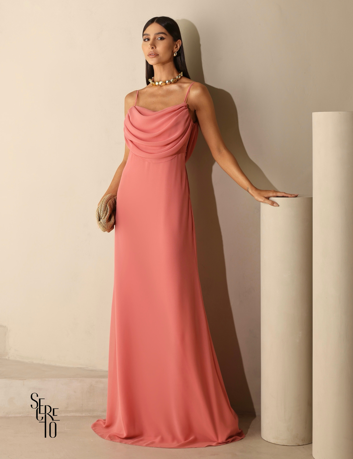 Vestido Longo Drapeado Busto e Costas Camila Rosê Pó