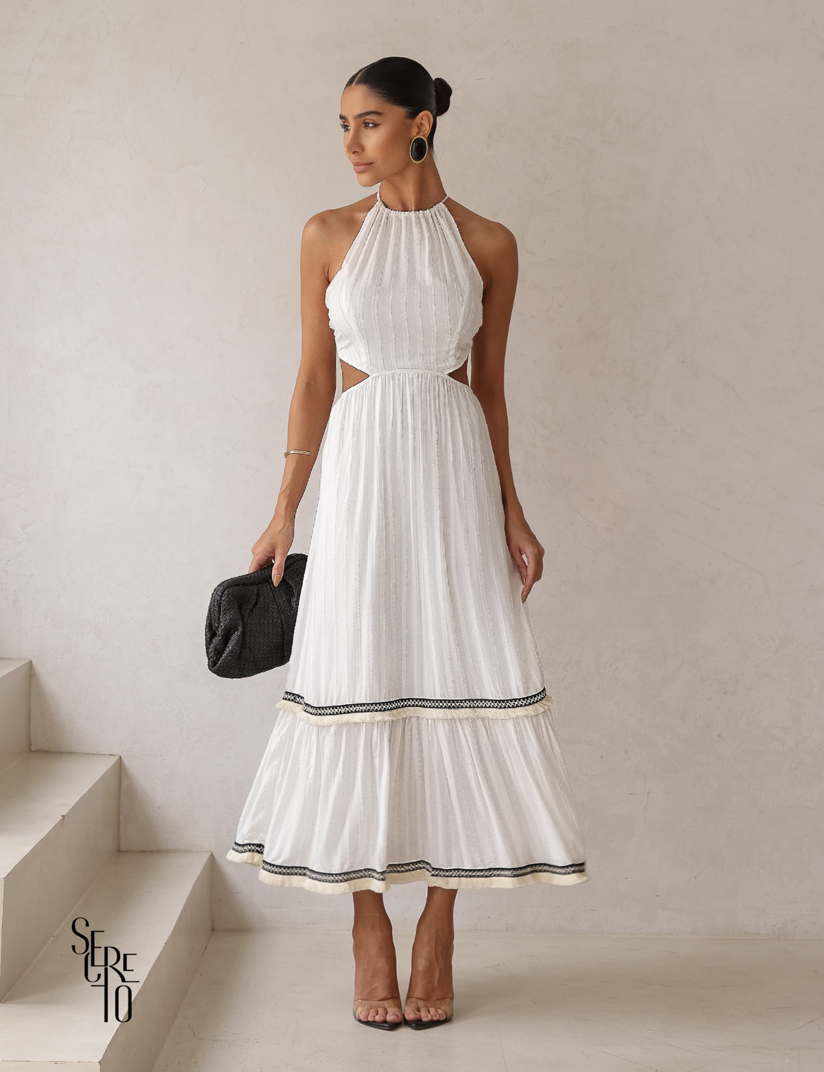 Vestido Midi Halter Recortes Laterais Detalhe Faixa Nila Off White