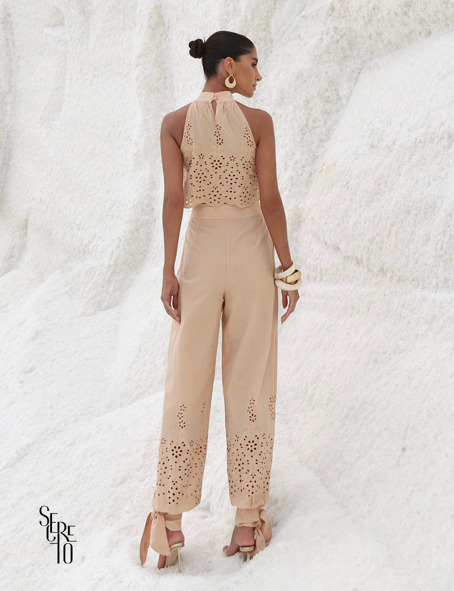 Conjunto Laise Recortes Vazados Juju Bege