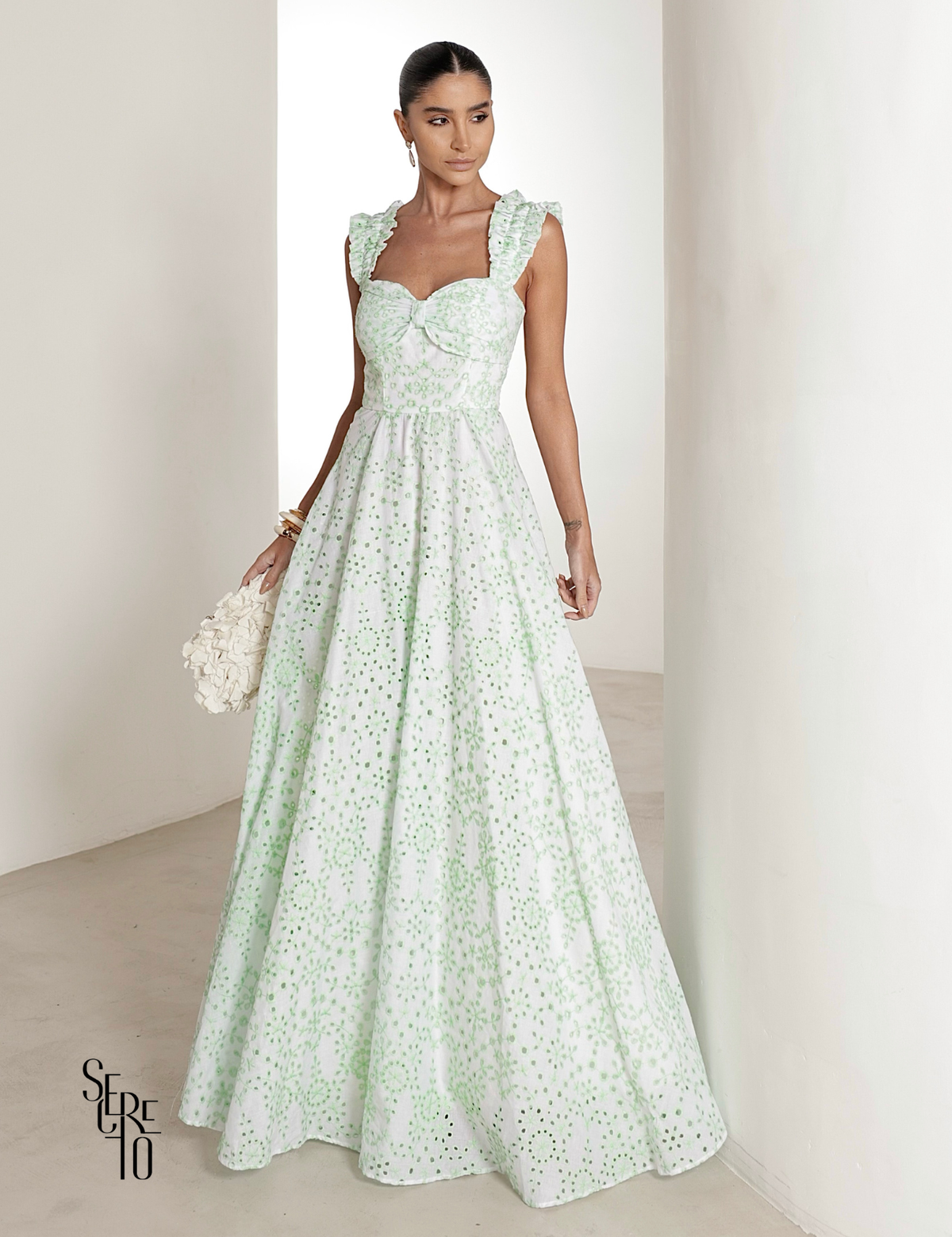 Vestido Longo em Laise com Babados Jessica Verde