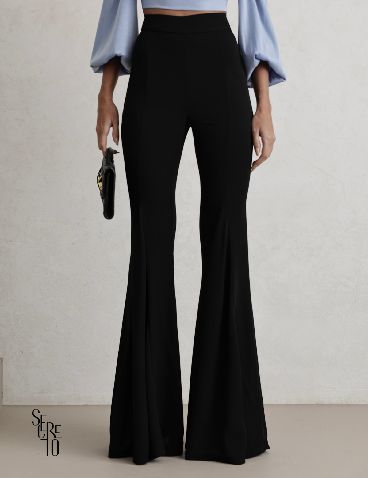 Calça Flare Licia Preto