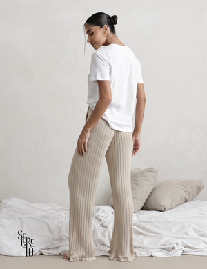 Conjunto Pijama Blusa e Calça Patty Bege