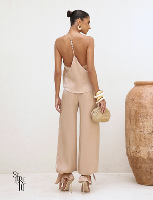 Conjunto Detalhe Costas e Amarração Daniella Dourado