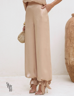 Conjunto Detalhe Costas e Amarração Daniella Dourado