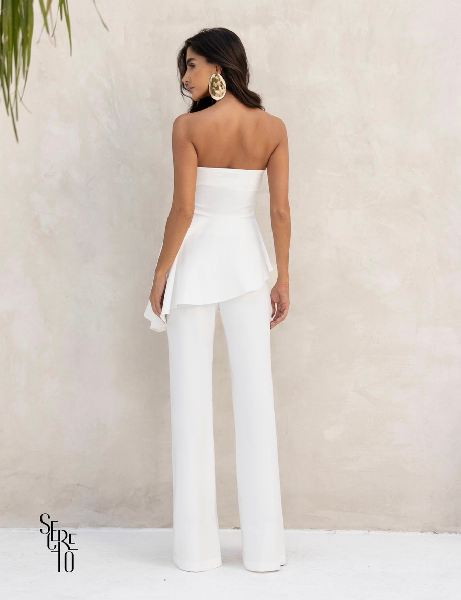Conjunto Blusa Assimetrica e Calça Alfaiataria Lucia Branco