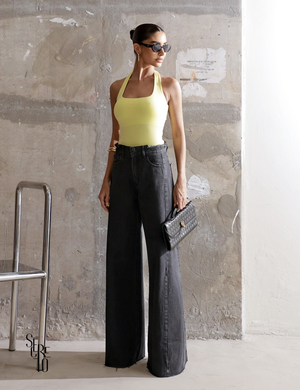 Calça Jeans Flare Nanda Preto