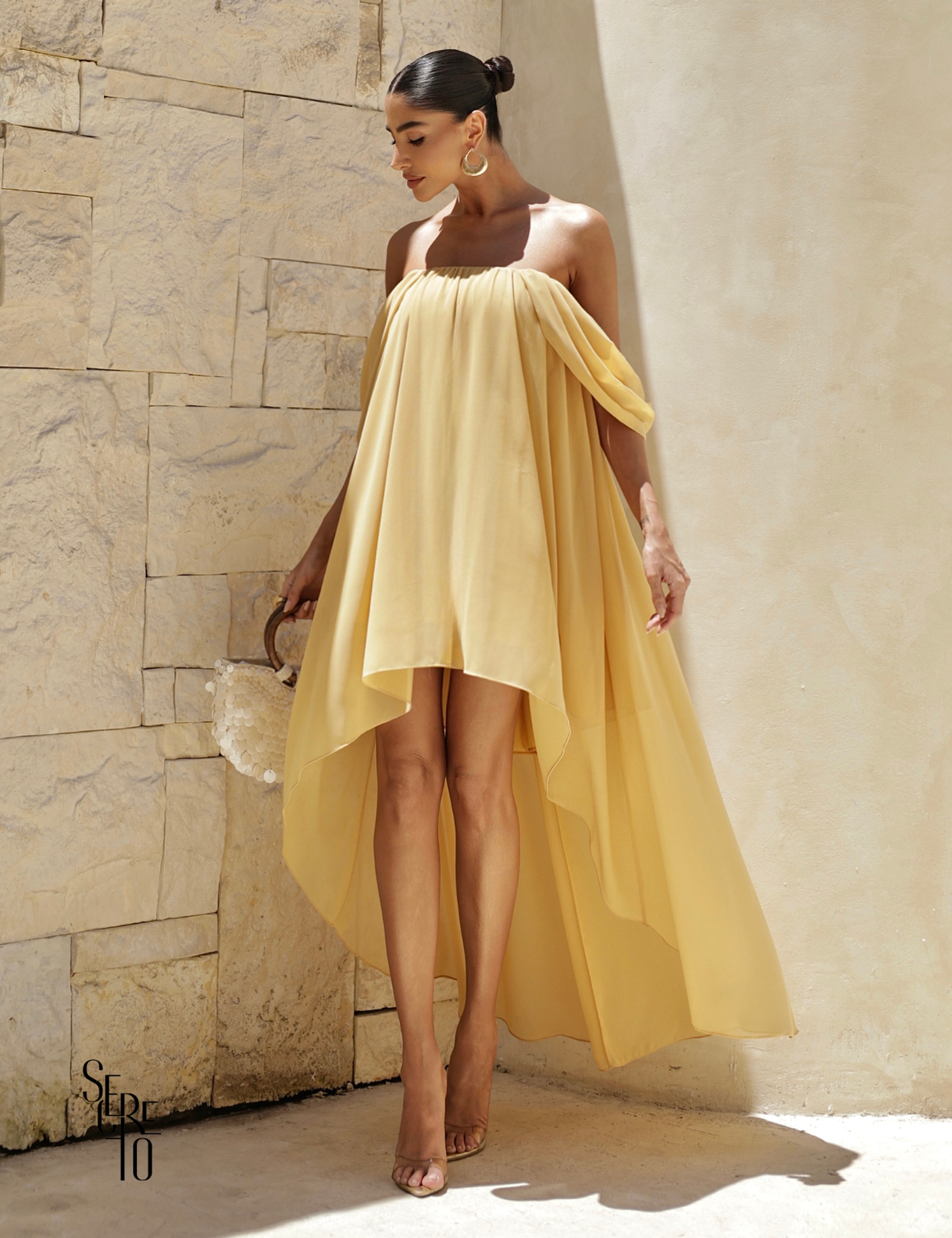 Vestido Curto Mulet Ciganinha Marcelina Mostarda