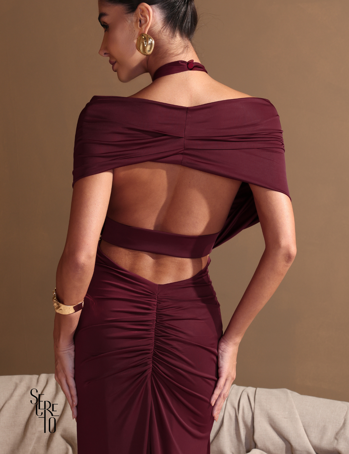 Vestido Longo Choker Marya Marsala