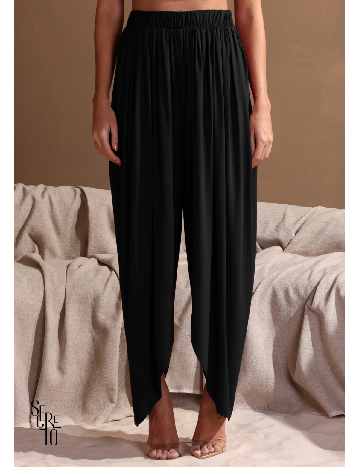 Conjunto Blusa e Calça Franzido Angelina Preto