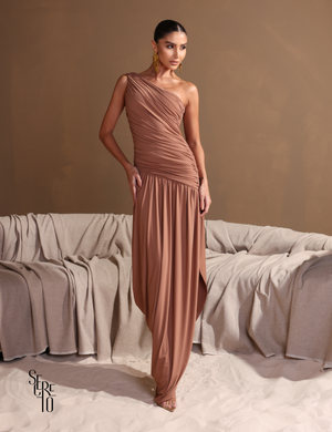 Vestido Longo Assimétrica Esther Amendoa