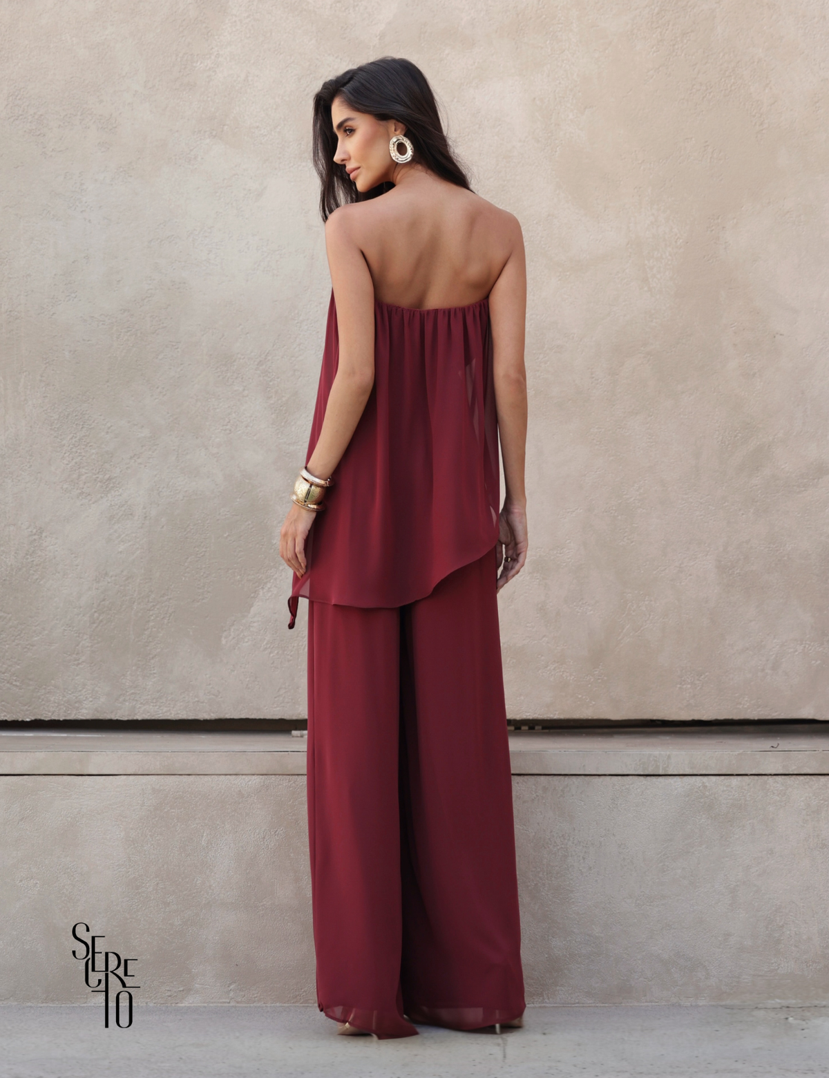 Macacão Capa Assimétrica Andressa Marsala