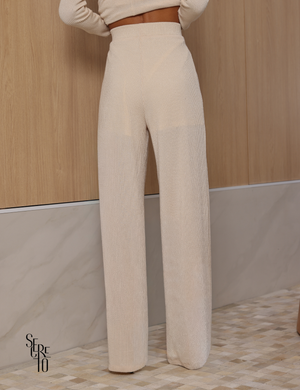 Conjunto Blusa Calça Malha Flavia Creme
