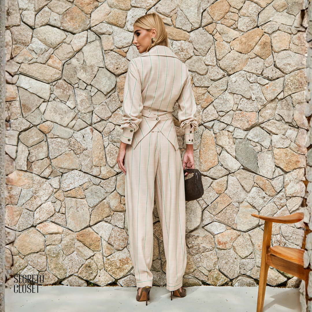 Conjunto Blusa e Calça Listrado Ivy Bege