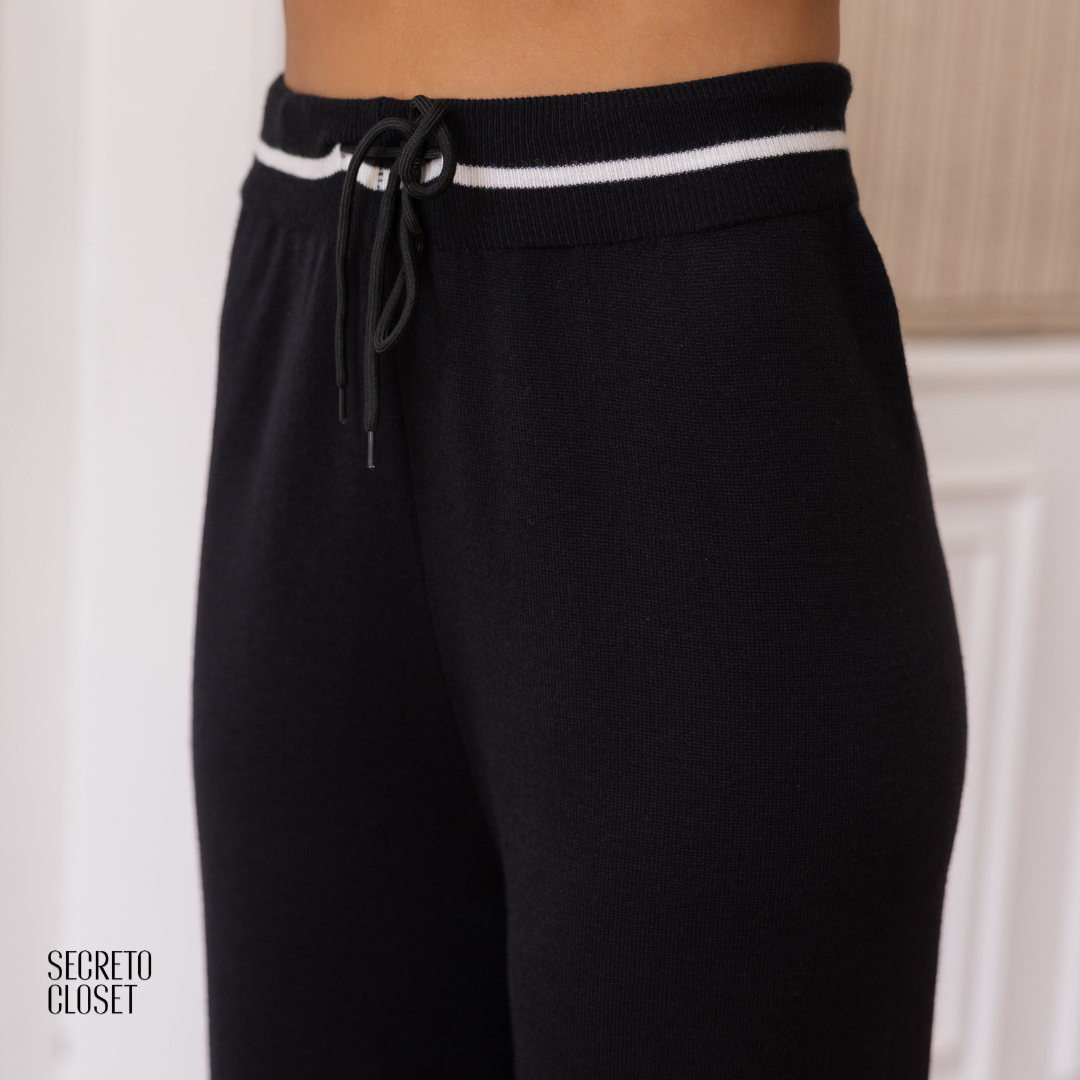Conjunto Blusa e Calça Tricô Scarlett Preto