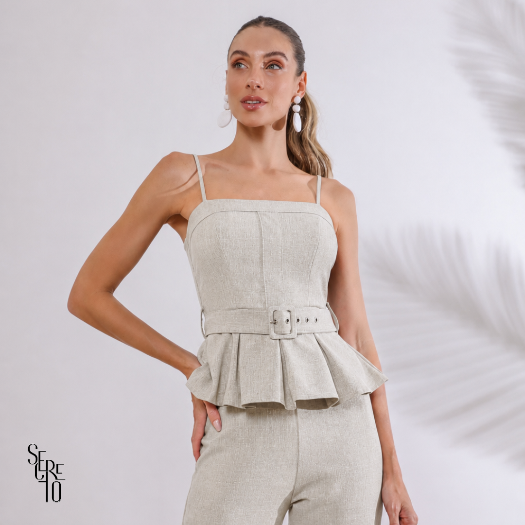 Macacão Peplum com Cinto Alice Areia
