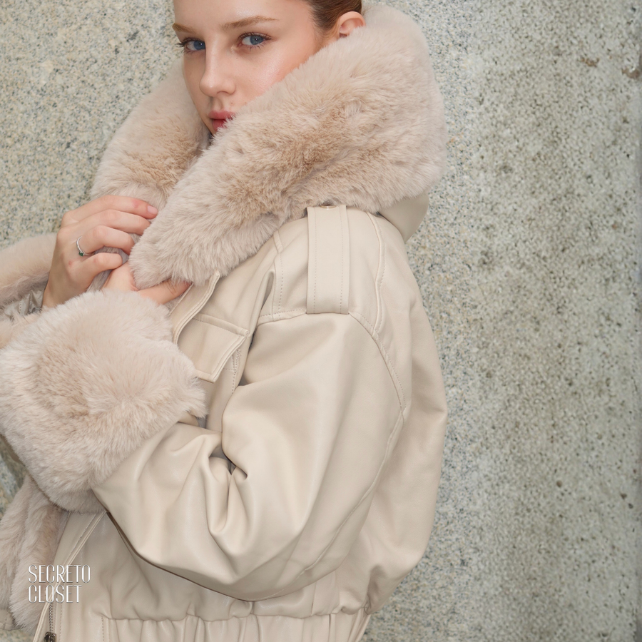 Casaco Pelo Removível Elsie Off White