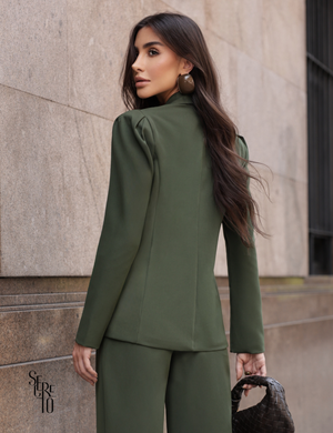 Blazer Alfaiataria Detalhe no Ombro Georgea Verde Militar