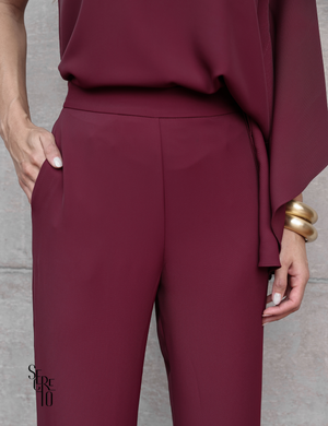 Conjunto Blusa e Calça Assimétrico Aile Vinho
