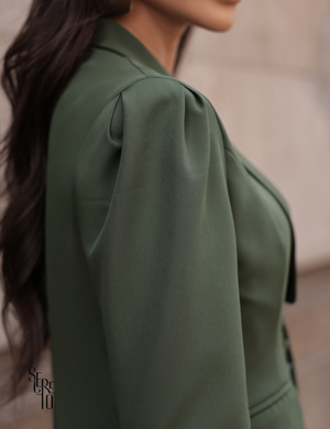 Blazer Alfaiataria Detalhe no Ombro Georgea Verde Militar