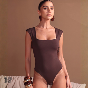 Body Decote Quadrado Lisandra Café