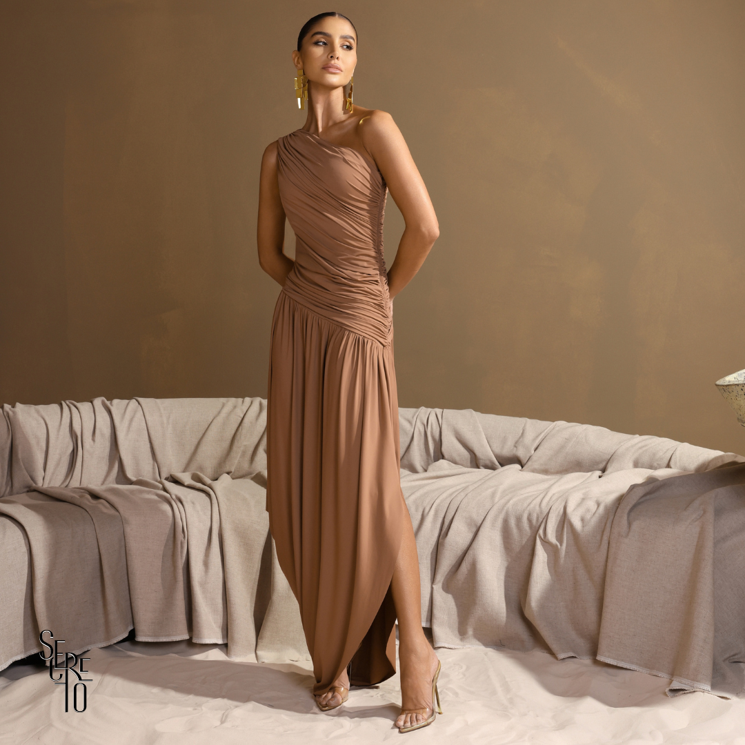 Vestido Longo Assimétrica Esther Biscuit