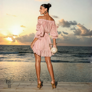 Vestido Curto Acetinado Gaia Rosa