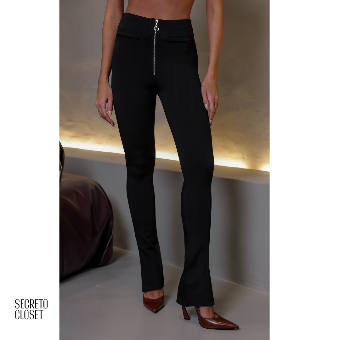 Calça Montaria Viktoria Preto
