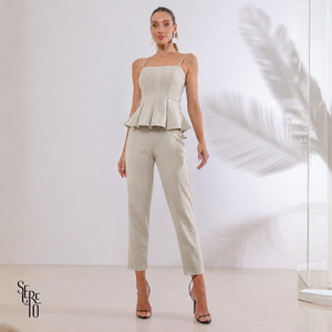 Macacão Peplum com Cinto Alice Areia